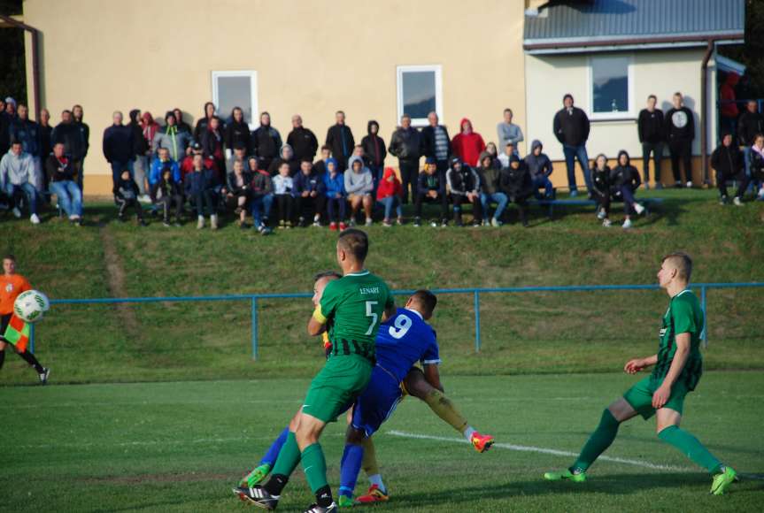 Piłka nożna. V liga krośnieńska. Mecz Tempo Nienaszów - Zamczysko Odrzykoń 4-0