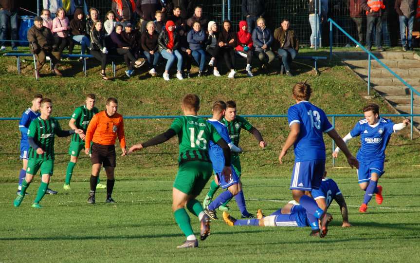 Piłka nożna. V liga krośnieńska. Mecz Tempo Nienaszów - Zamczysko Odrzykoń 4-0