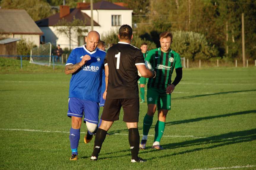 Piłka nożna. V liga krośnieńska. Mecz Tempo Nienaszów - Zamczysko Odrzykoń 4-0