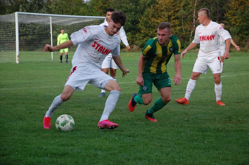 Piłka nożna. V liga. LKS Czeluśnica - Cosmos Nowotaniec 0-7