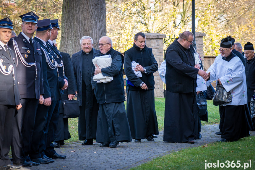 Pogrzeb ks. prałata Jana Kulpy w Święcanach