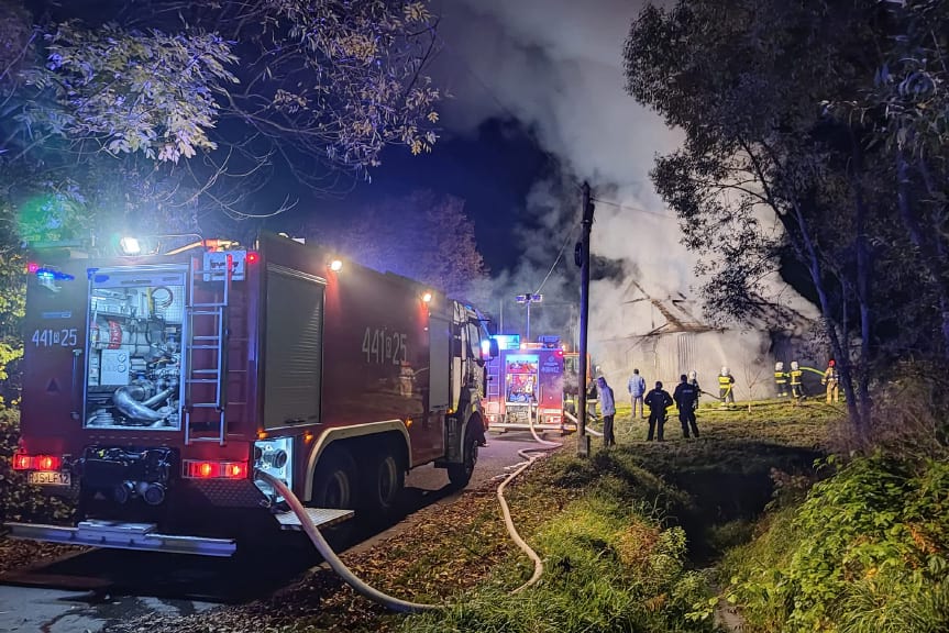 Pożar pustostanu w Warzycach