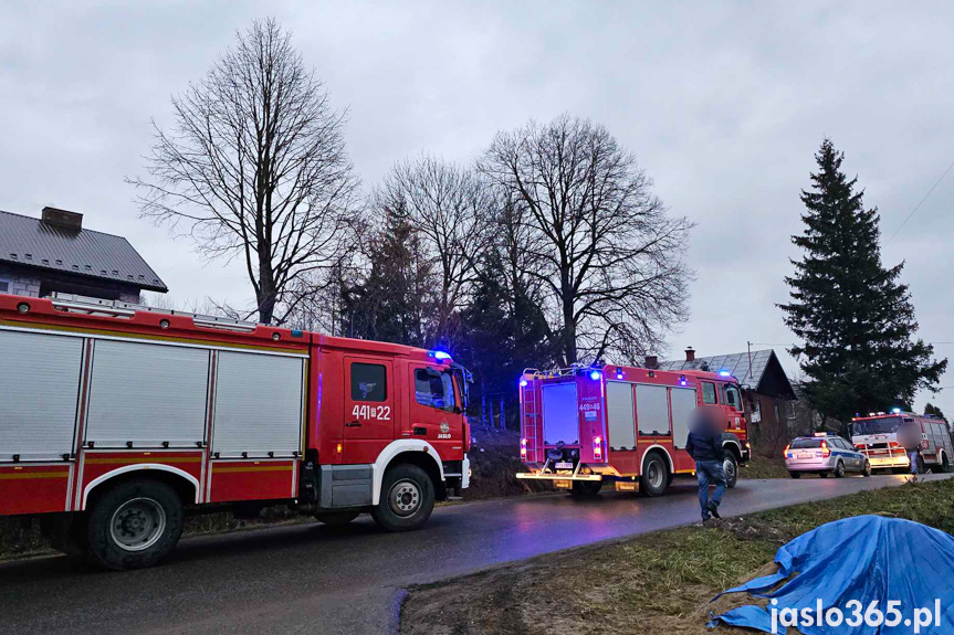 Pożar drewnianego budynku w Tokach