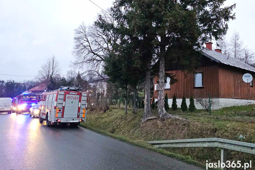 Pożar drewnianego budynku w Tokach