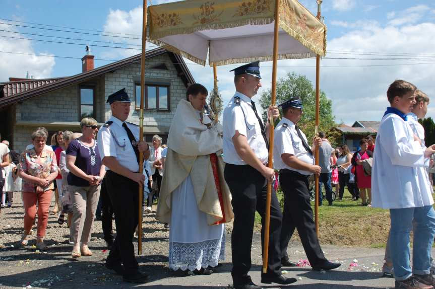 Procesja Bożego Ciała z Sadek do Nienaszowa