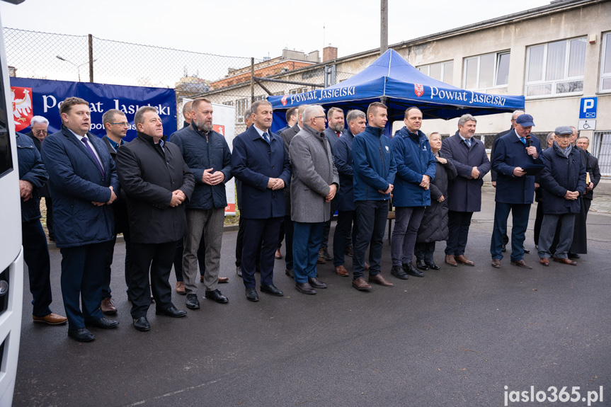 Przekazanie autobusów