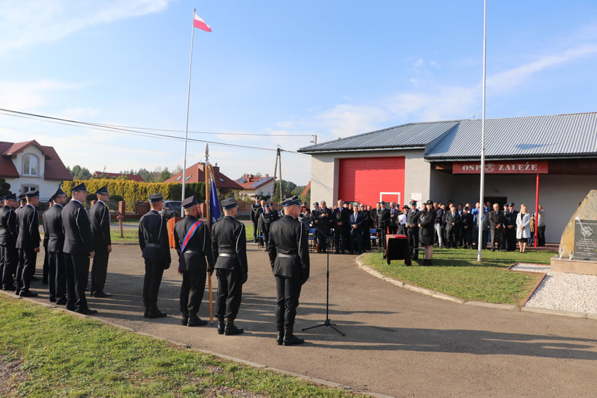 Przekazanie samochodu OSP w Załężu