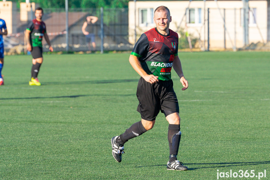 Przełęcz Dukla - Zamczysko Mrukowa 1:5