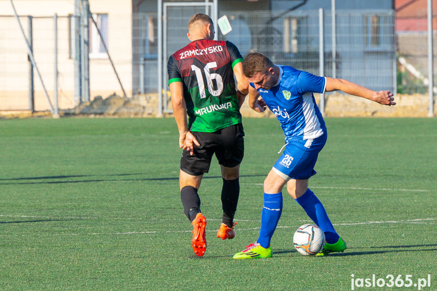 Przełęcz Dukla - Zamczysko Mrukowa 1:5