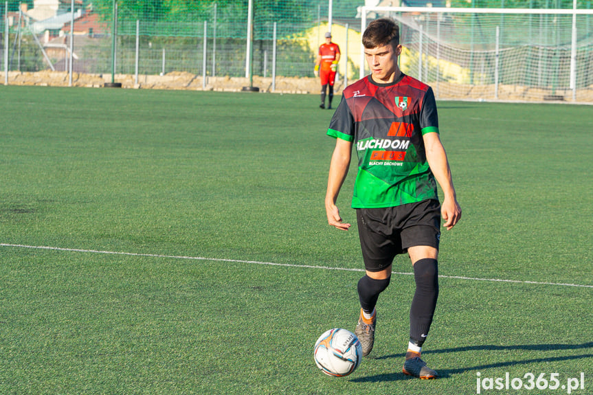 Przełęcz Dukla - Zamczysko Mrukowa 1:5