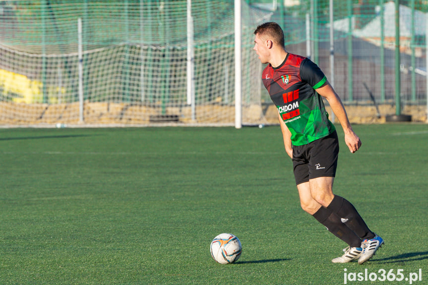 Przełęcz Dukla - Zamczysko Mrukowa 1:5