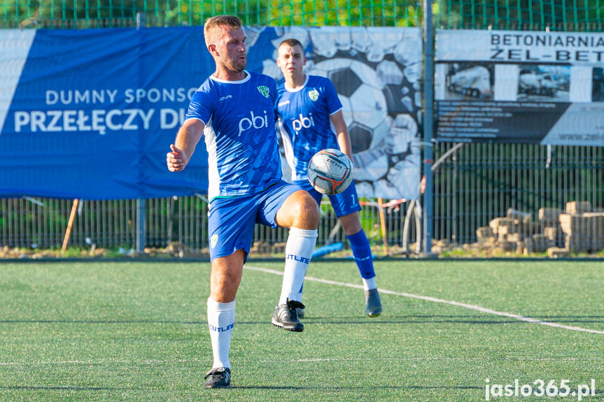 Przełęcz Dukla - Zamczysko Mrukowa 1:5