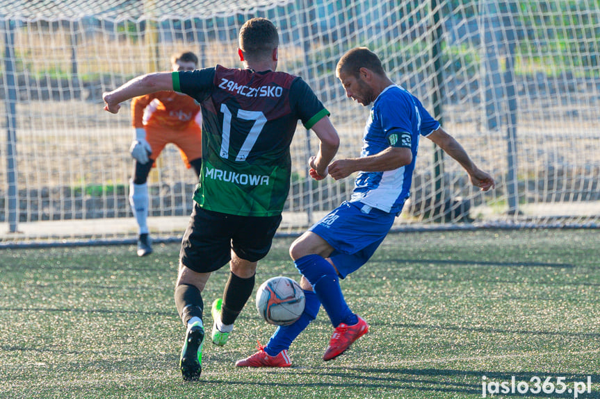 Przełęcz Dukla - Zamczysko Mrukowa 1:5