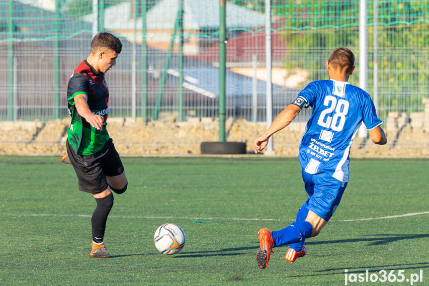 Przełęcz Dukla - Zamczysko Mrukowa 1:5