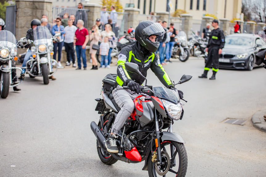 Rozpoczęcie sezonu motocyklowego w Dębowcu