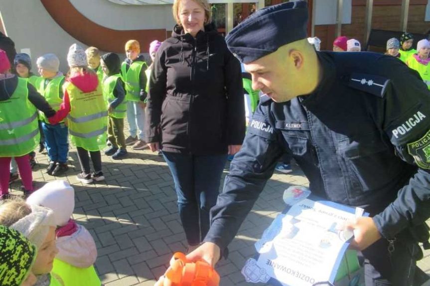 Spotkanie policjantów z dziećmi