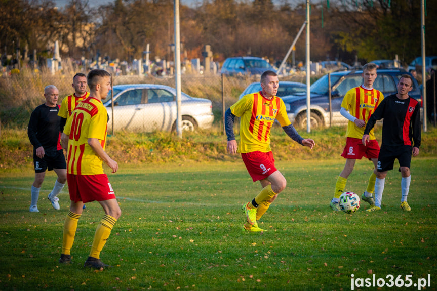 Tęcza Zręcin - Czardasz Osiek Jasielski 2:1