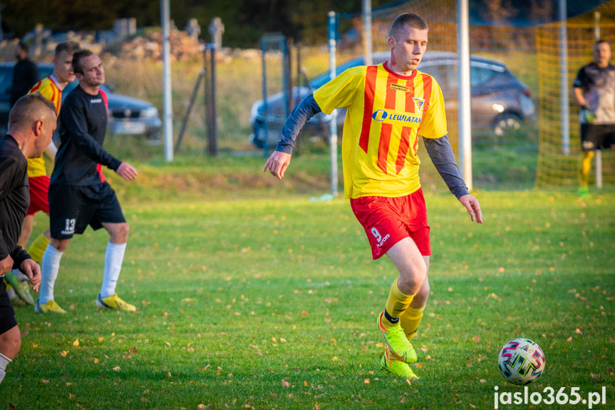 Tęcza Zręcin - Czardasz Osiek Jasielski 2:1