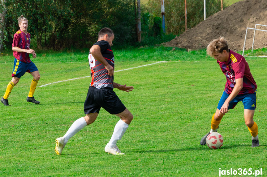 Tęcza Zręcin - Czardasz Osiek Jasielski 2:4