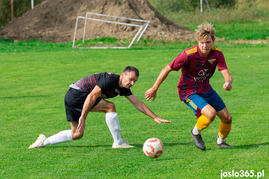 Tęcza Zręcin - Czardasz Osiek Jasielski 2:4