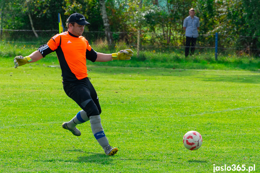 Tęcza Zręcin - Czardasz Osiek Jasielski 2:4