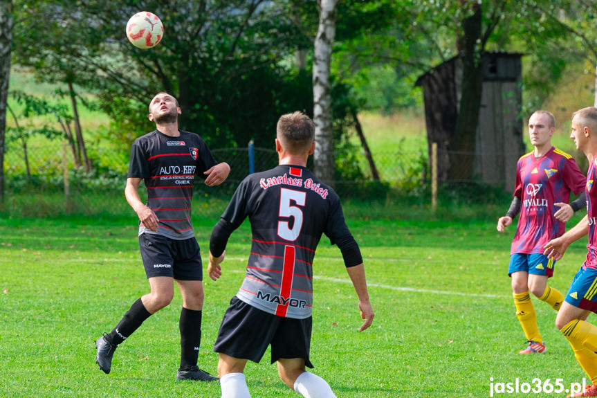 Tęcza Zręcin - Czardasz Osiek Jasielski 2:4