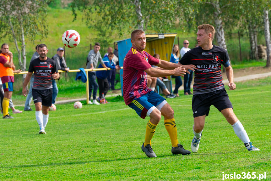 Tęcza Zręcin - Czardasz Osiek Jasielski 2:4