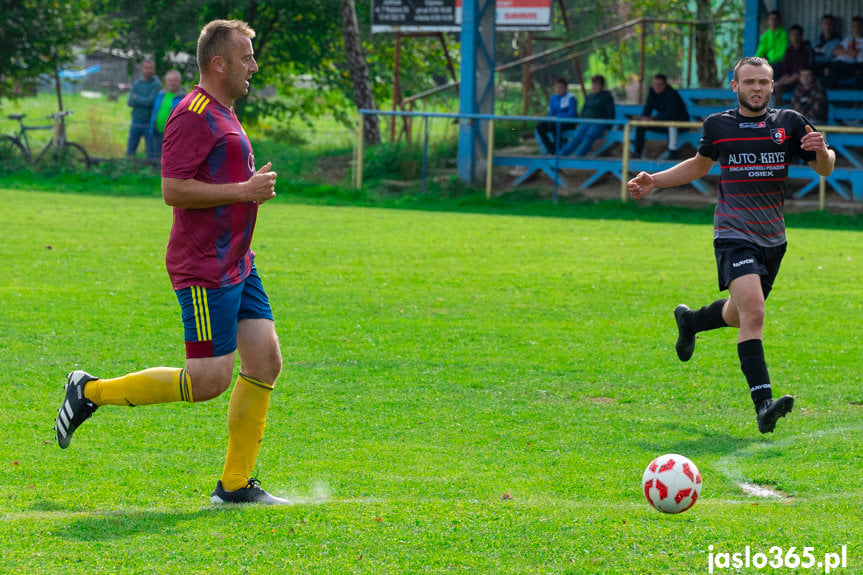 Tęcza Zręcin - Czardasz Osiek Jasielski 2:4