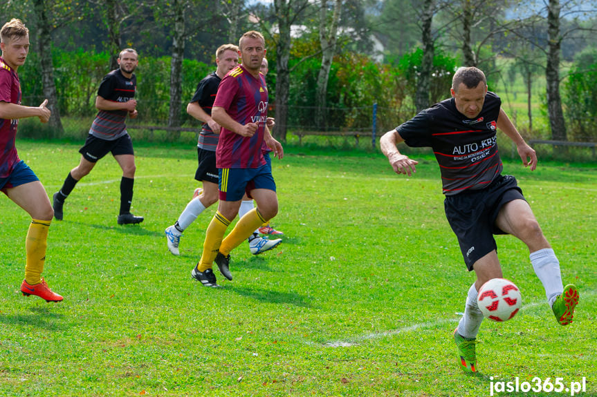 Tęcza Zręcin - Czardasz Osiek Jasielski 2:4