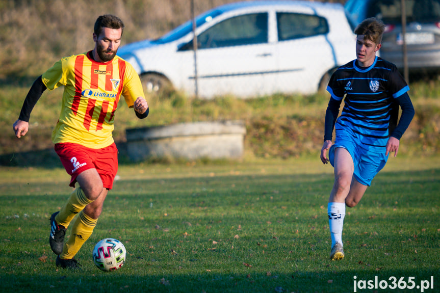 Tęcza Zręcin - LKS Skołyszyn 1:4