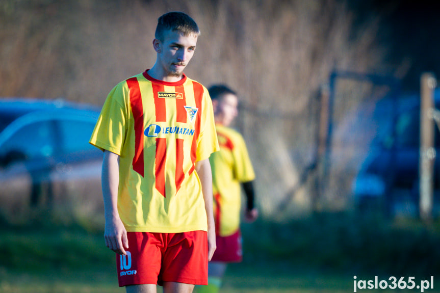 Tęcza Zręcin - LKS Skołyszyn 1:4