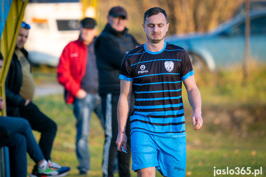 Tęcza Zręcin - LKS Skołyszyn 1:4