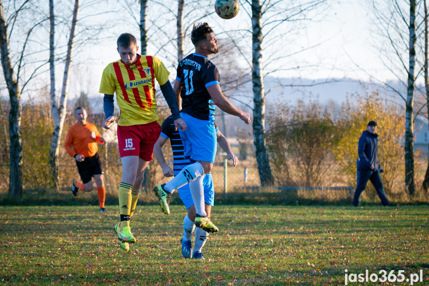 Tęcza Zręcin - LKS Skołyszyn 1:4