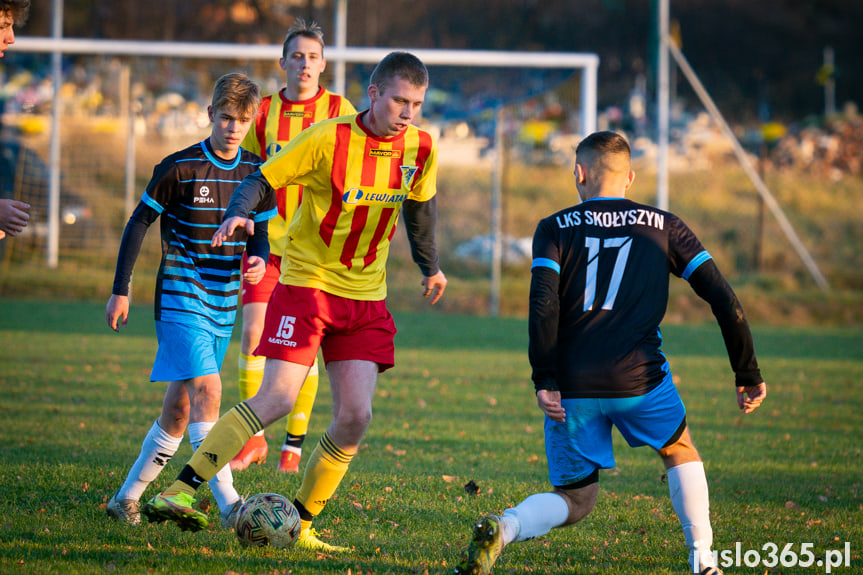 Tęcza Zręcin - LKS Skołyszyn 1:4