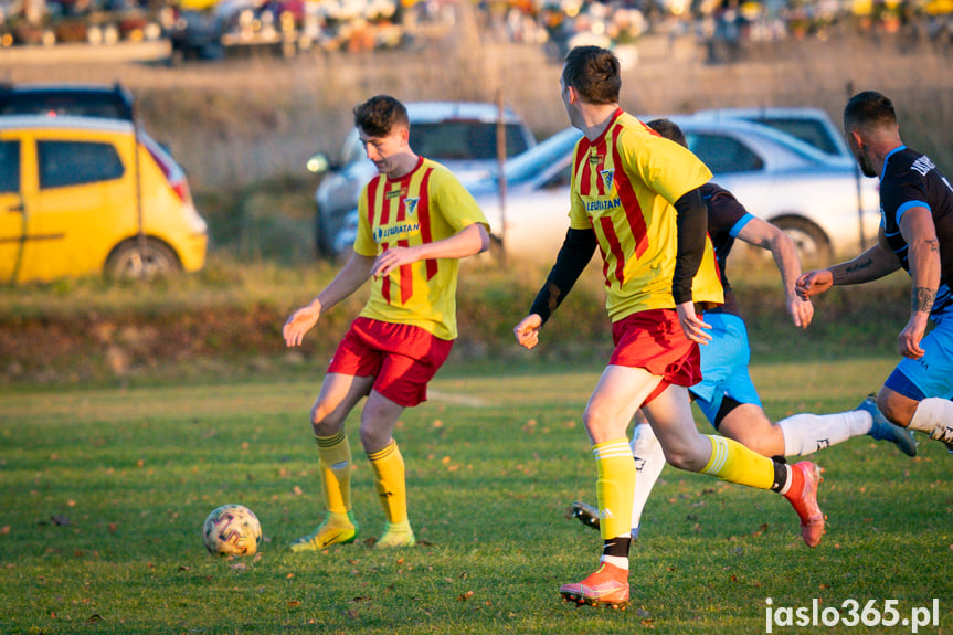 Tęcza Zręcin - LKS Skołyszyn 1:4