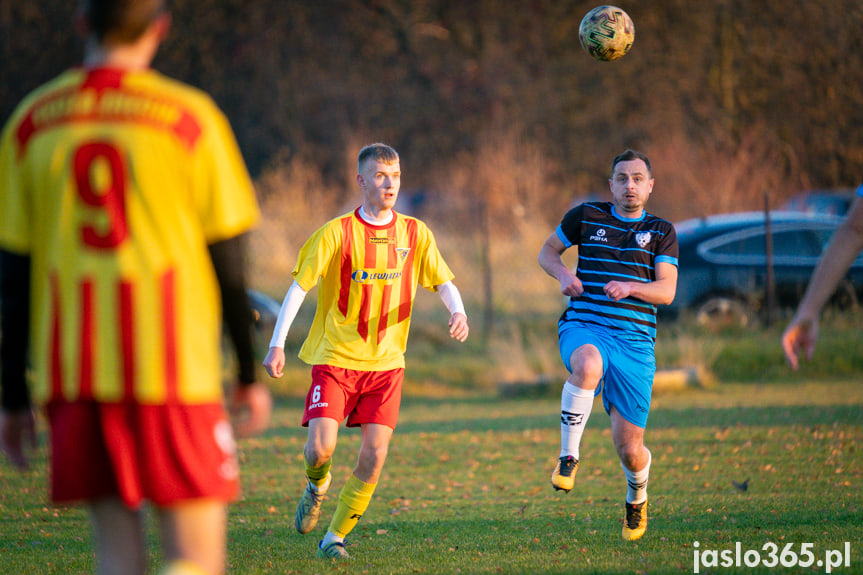 Tęcza Zręcin - LKS Skołyszyn 1:4