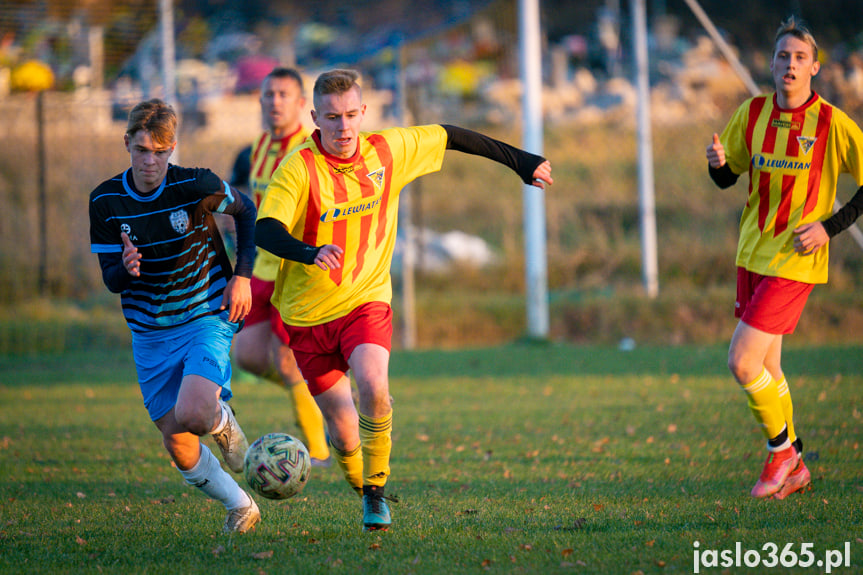 Tęcza Zręcin - LKS Skołyszyn 1:4