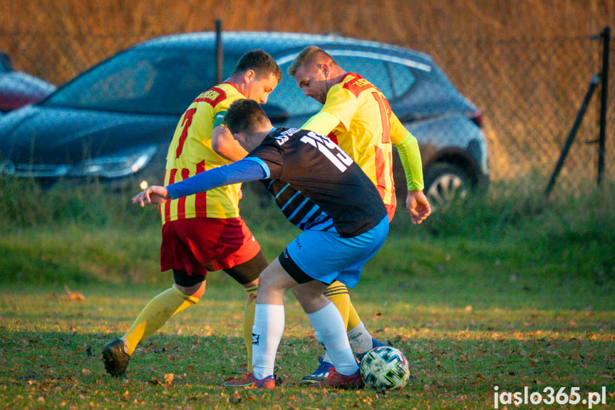 Tęcza Zręcin - LKS Skołyszyn 1:4