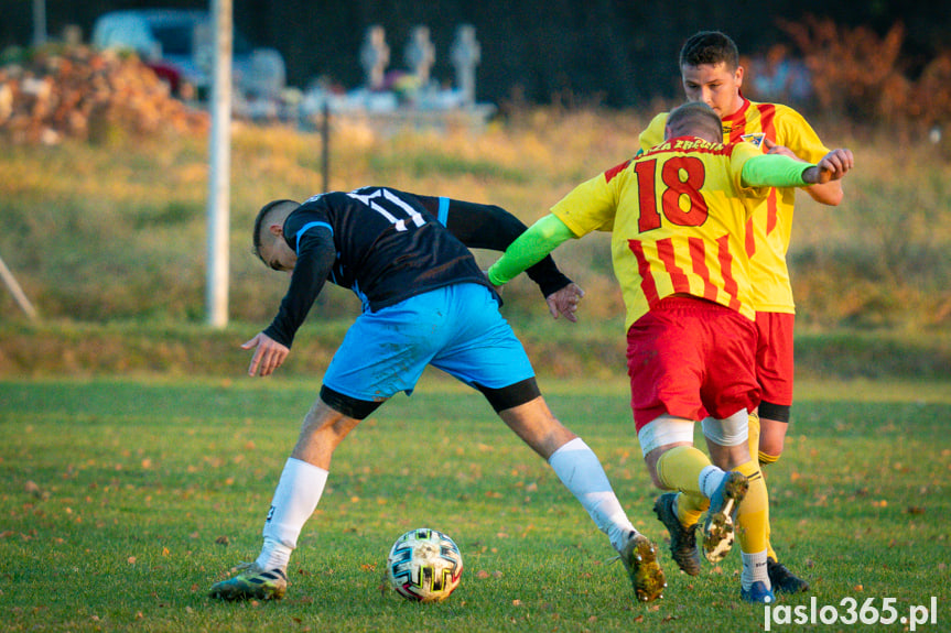 Tęcza Zręcin - LKS Skołyszyn 1:4