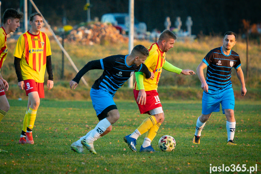 Tęcza Zręcin - LKS Skołyszyn 1:4