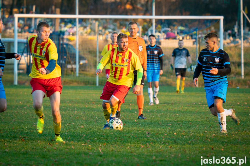 Tęcza Zręcin - LKS Skołyszyn 1:4