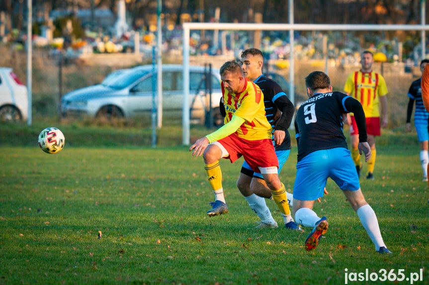 Tęcza Zręcin - LKS Skołyszyn 1:4