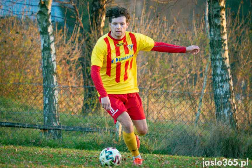 Tęcza Zręcin - LKS Skołyszyn 1:4