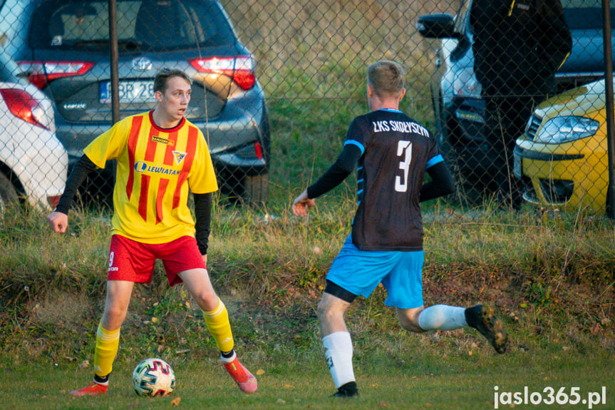 Tęcza Zręcin - LKS Skołyszyn 1:4