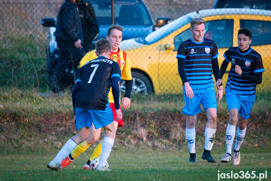 Tęcza Zręcin - LKS Skołyszyn 1:4