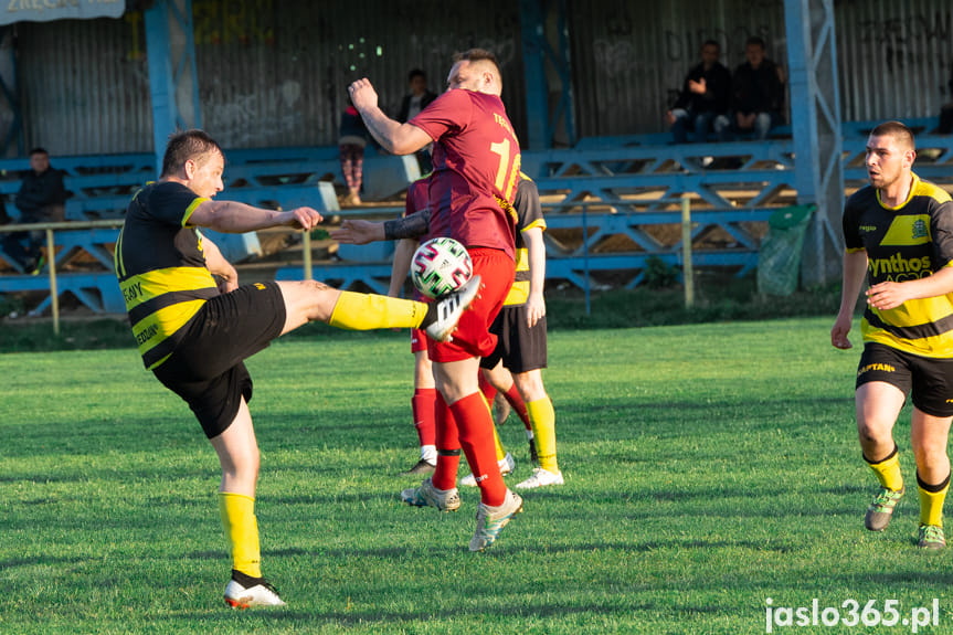 Tęcza Zręcin - Standart Święcany 1:2