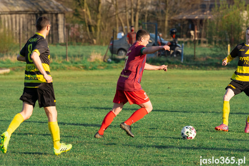 Tęcza Zręcin - Standart Święcany 1:2