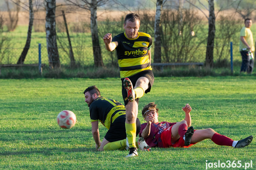 Tęcza Zręcin - Standart Święcany 1:2