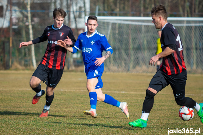 Tempo Nienaszów - Beskid Posada Górna 4:0