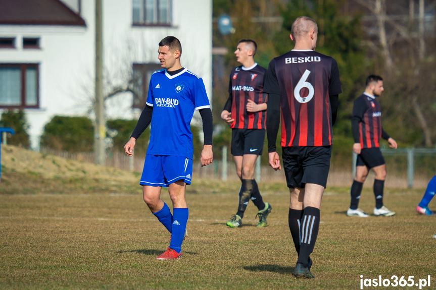 Tempo Nienaszów - Beskid Posada Górna 4:0